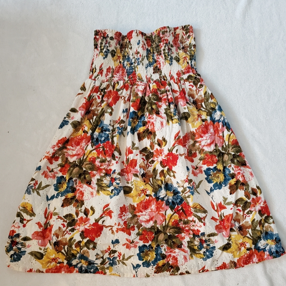 Delicious size large floral sundress